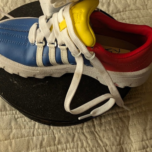 NEXT2NEW GENTLY USED K-SWISS SIZE  11.5 - Picture 1 of 5